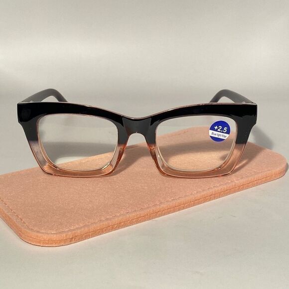 1070 Gretchen Reading Glasses 2.5 Square Pink Black Gradient Frames NWT - Picture 2 of 9